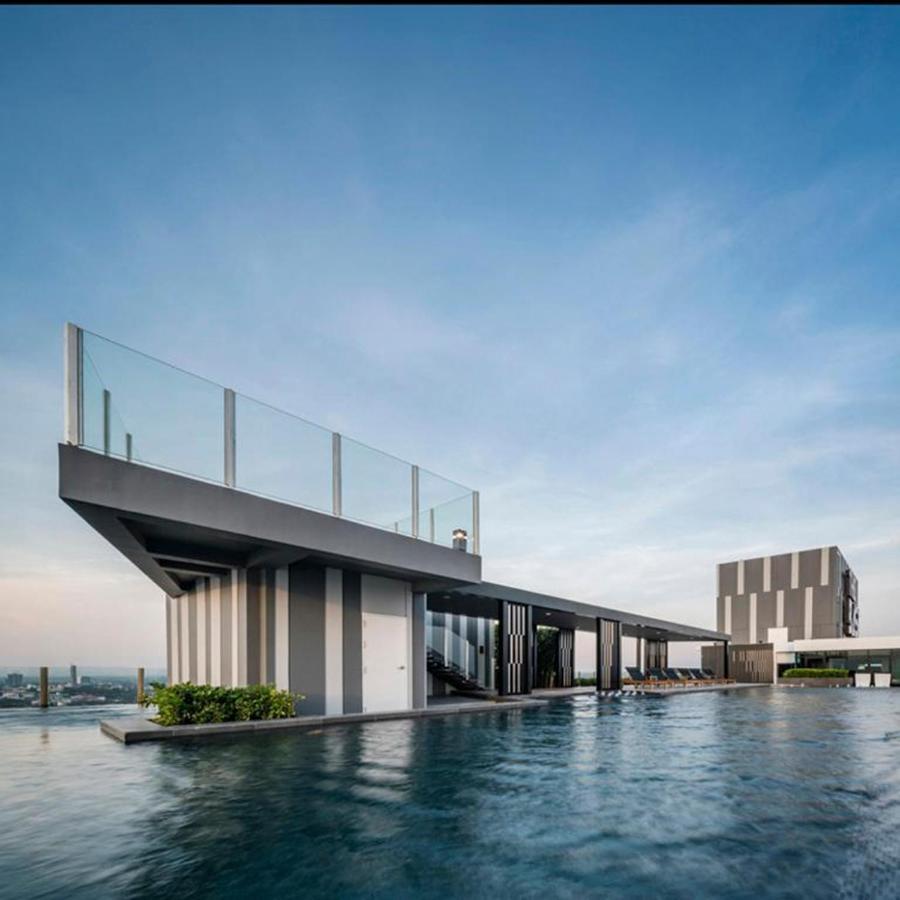 The Base Central Apartments Pattaya Ngoại thất bức ảnh